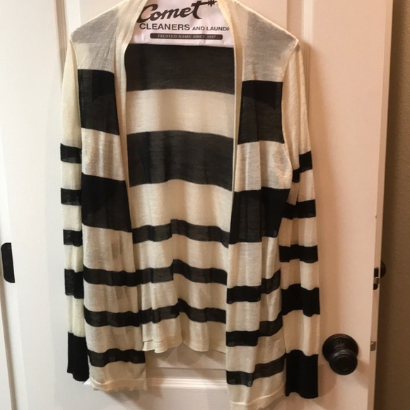 LOFT Sweaters - Loft Color Block light weight cardigan